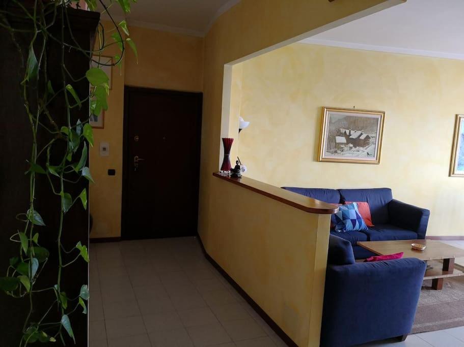 Appartamento Chic Vista Lago - Casa Janis فيربانيا المظهر الخارجي الصورة